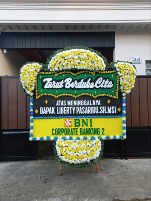 Papan Bunga Duka di Pasir Penyu